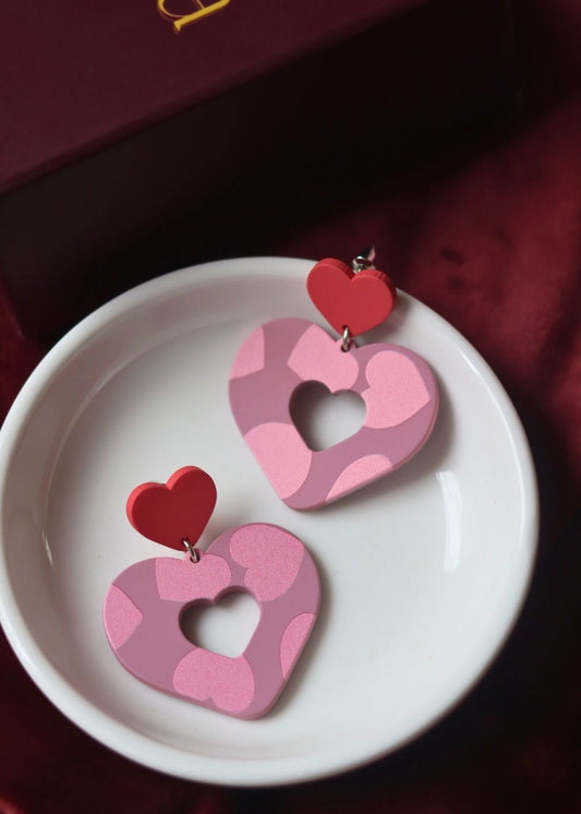 Heart beat earrings made by plastic