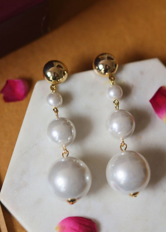 Anti tarnish Dangling Pearl Earrings