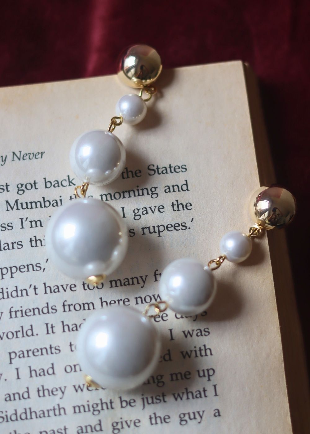 Dangling Pearl Earrings made with premium quality material