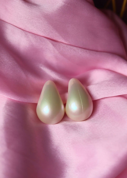 Waterdrop White Earrrings made with premium quality material