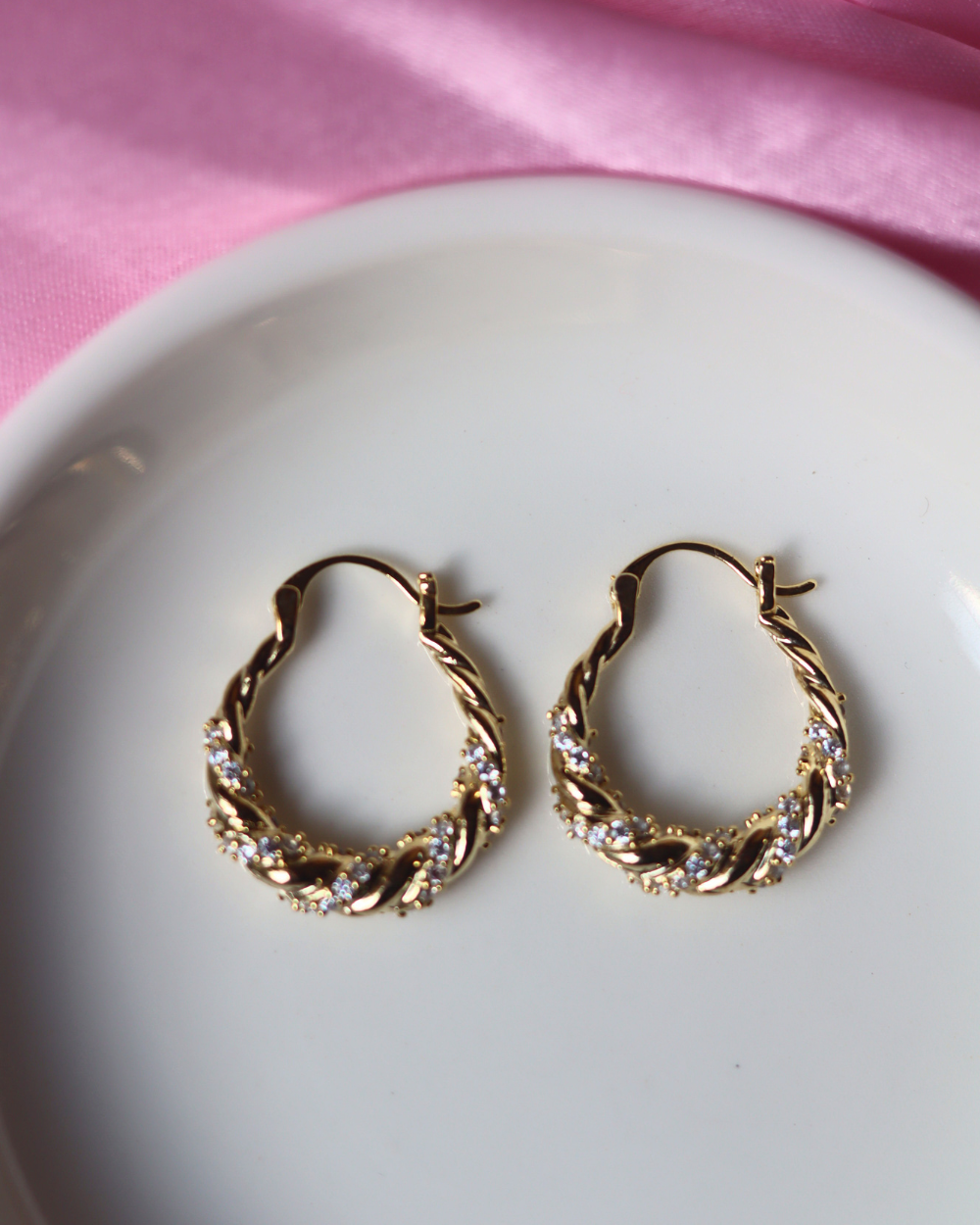 Luna Hoops