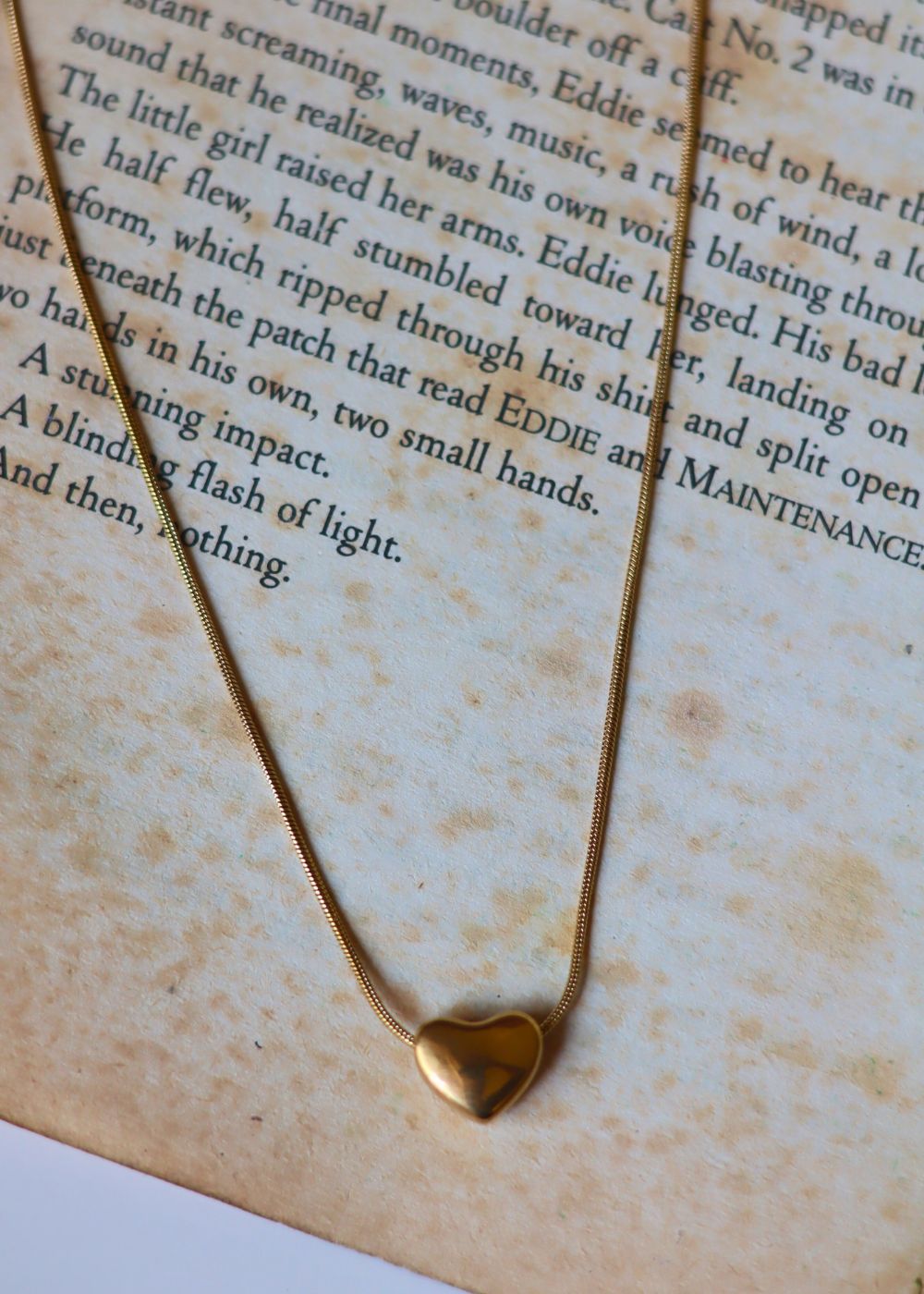 Anti tarnish Minimal Heart Necklace