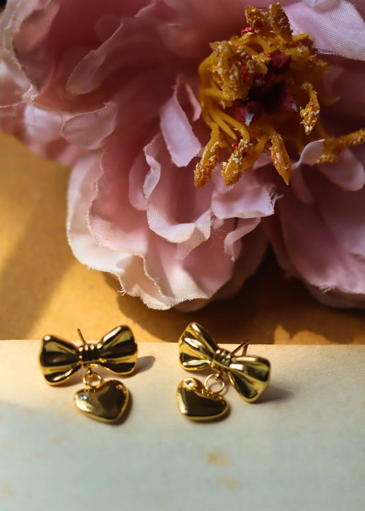 Hypoallergic Girlie Love Earring
