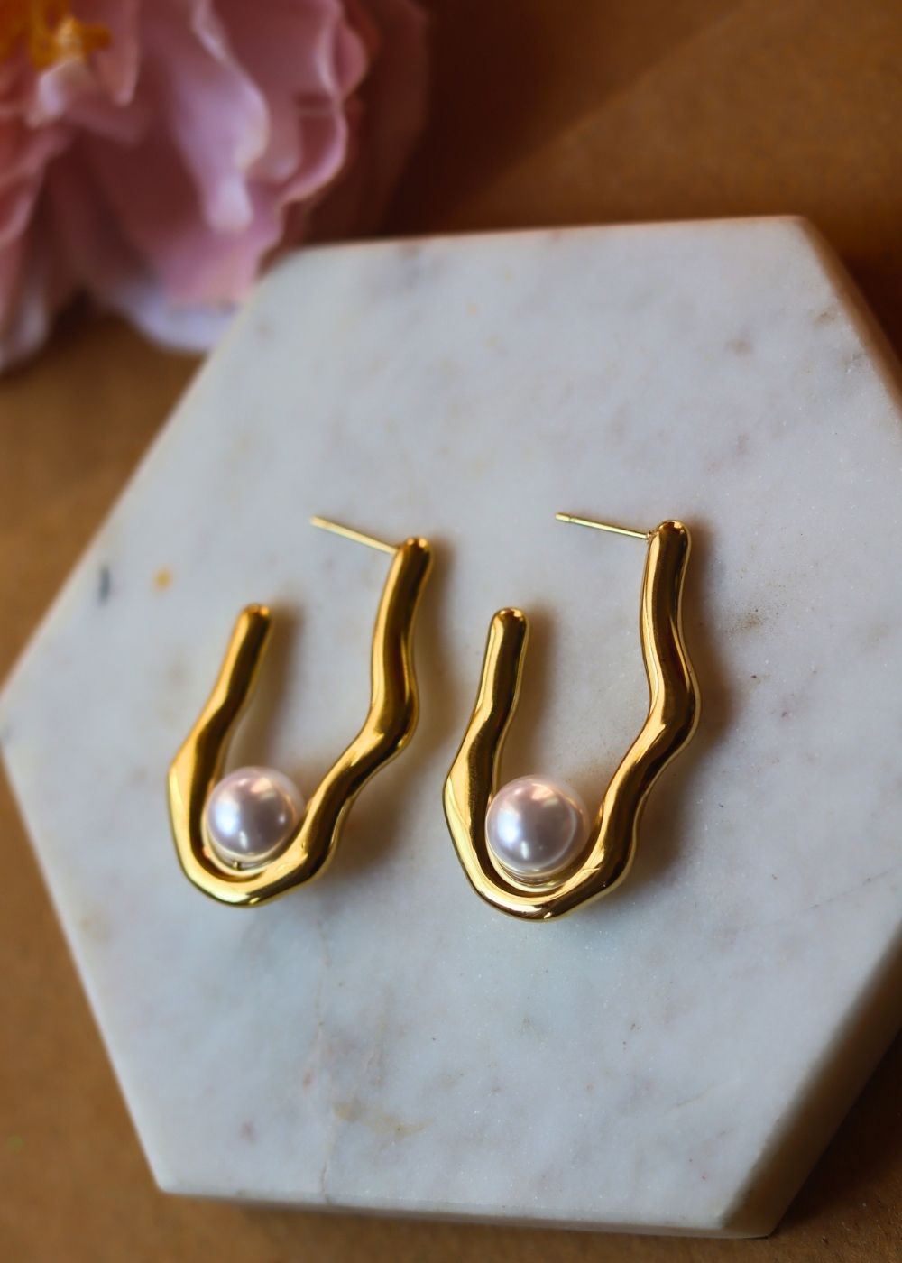 Waterproof Misfit pearl Earrings