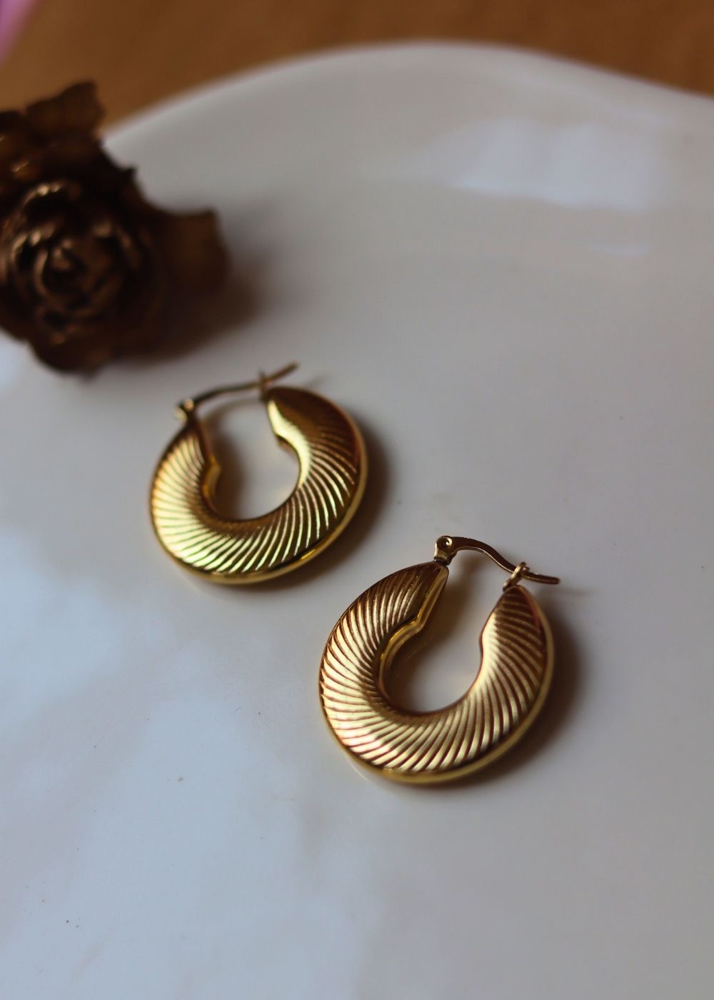 Anti tarnish Classic Statement Hoops