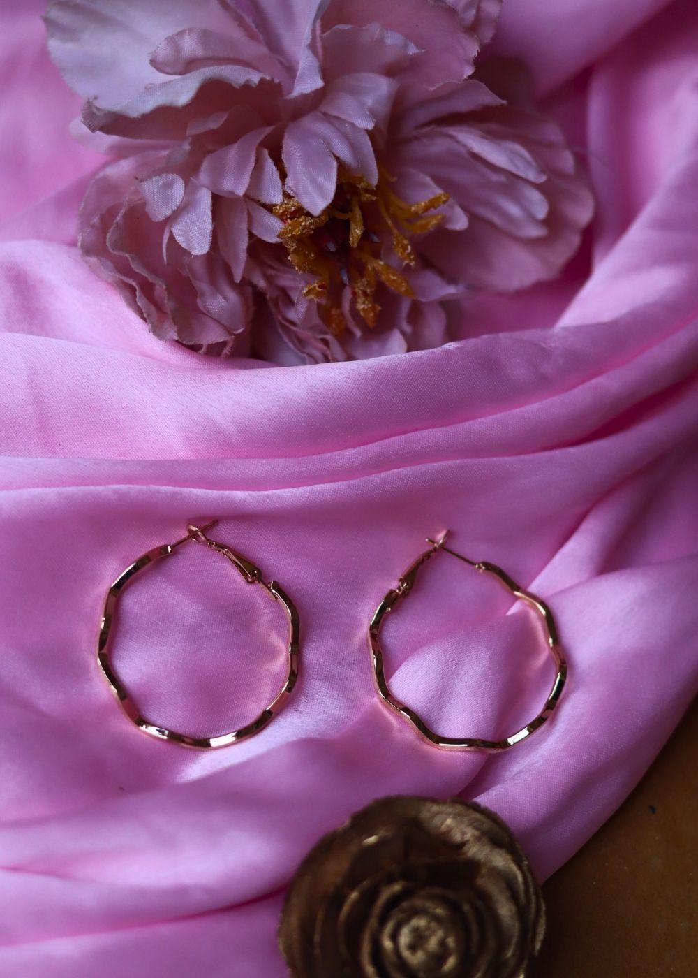 Anti tarnish Twisted hoops - small