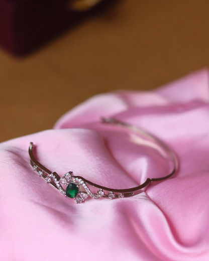 Delicate Stone Bracelet