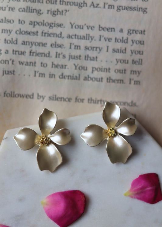 handmade Flora Pearl Drop