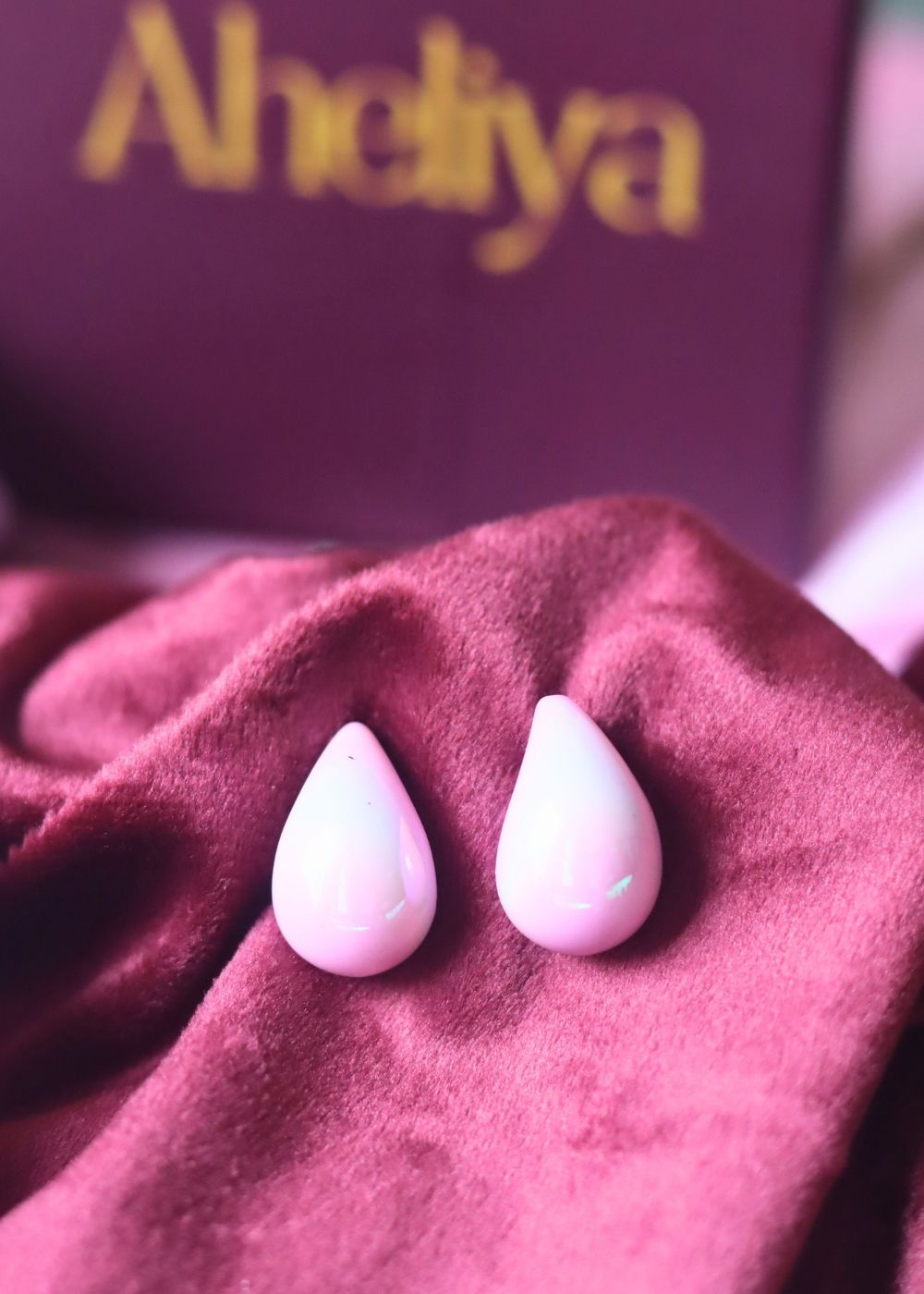 Waterdrop Earrings - Pink with pink color