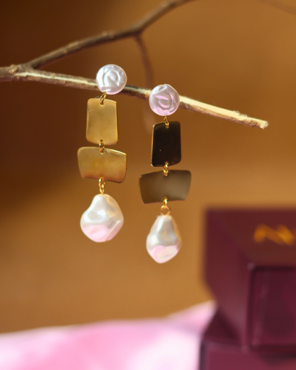 Dangling Pearl Earrings