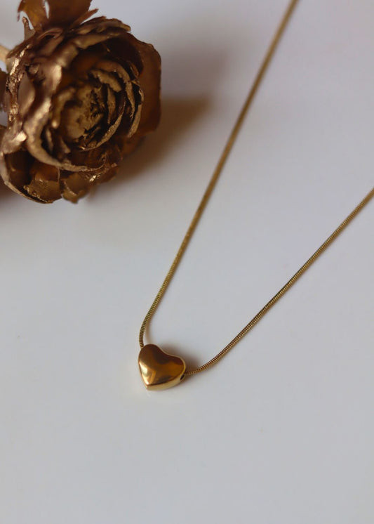 Hypoallergic Minimal Heart Necklace