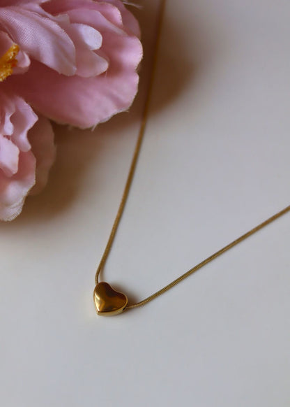 Hypoallergic Minimal Heart Necklace