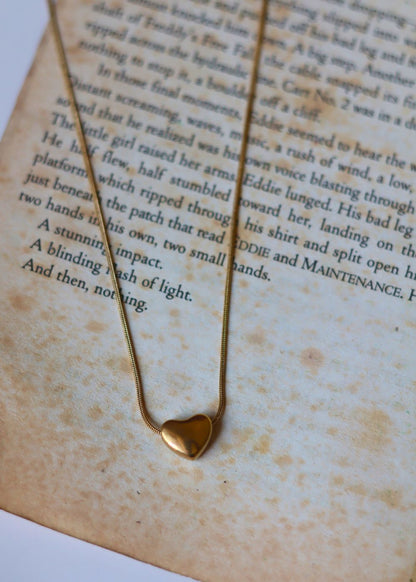 Minimal Heart Necklace with premium quality material