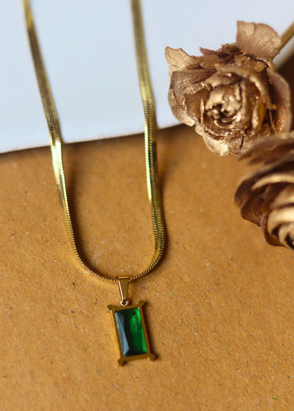 Anti tarnish Statement Green Necklace