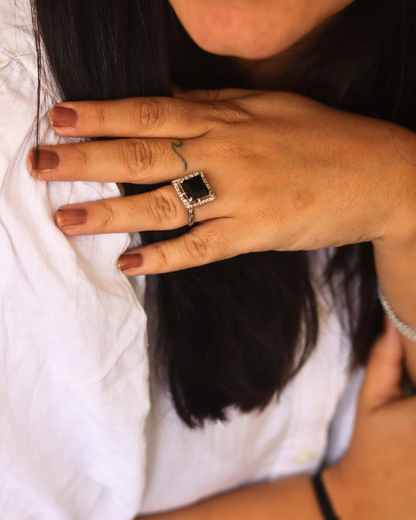 Noir Ring