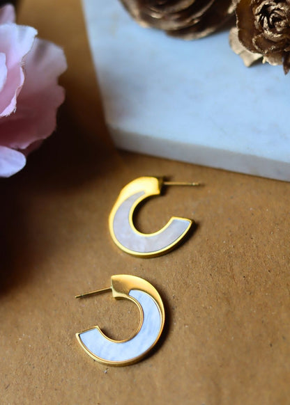 Waterproof Curvy Resin Earrings