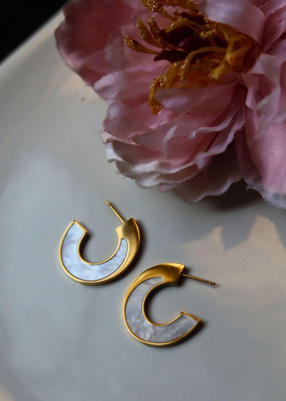 Curvy Resin Earrings handmade with premium quality material